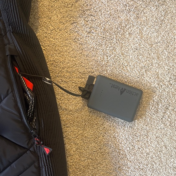 Heated Women's Black Quilted Jacket with Faux Fur Hood - Picture 3 of 5